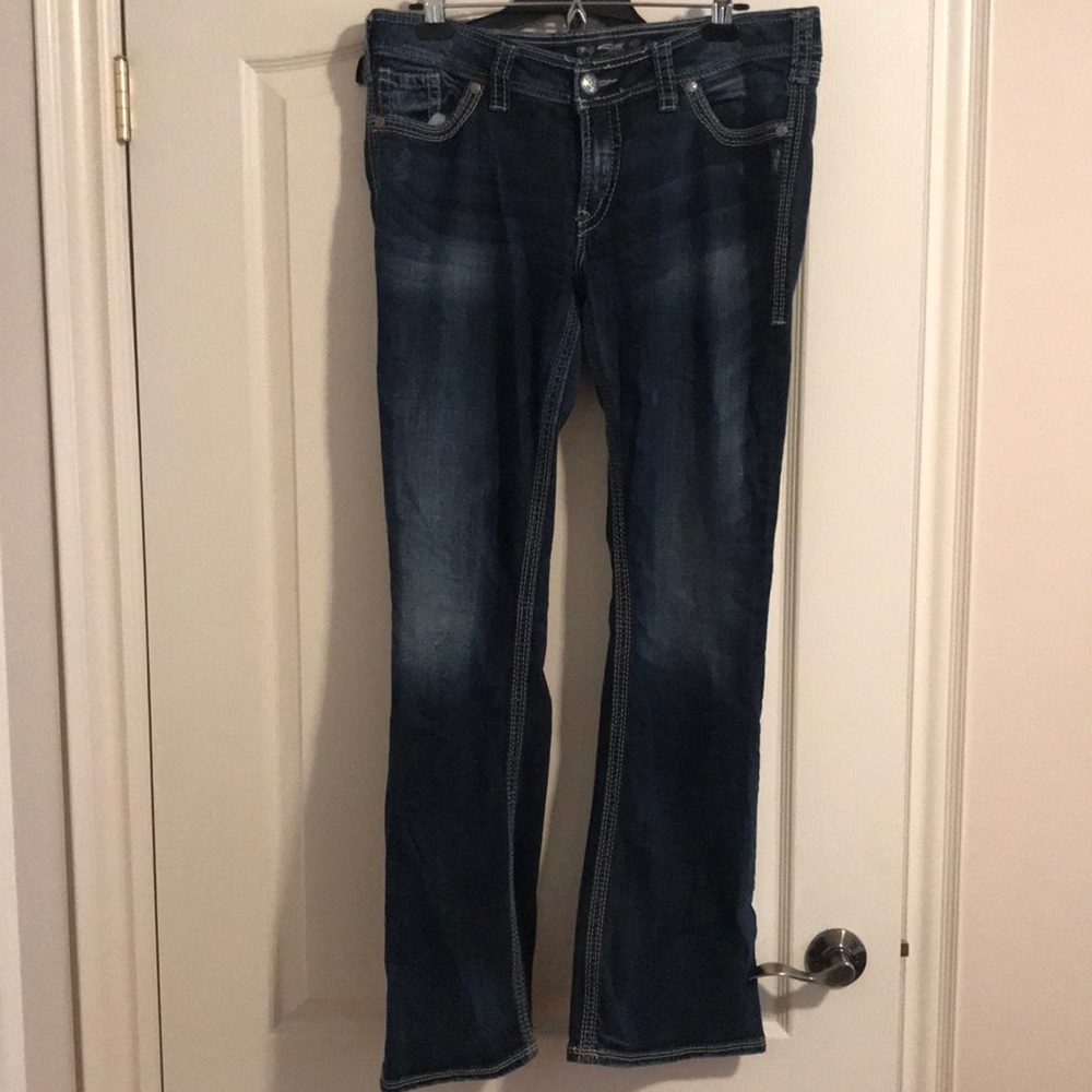 Curvy bootcut jean